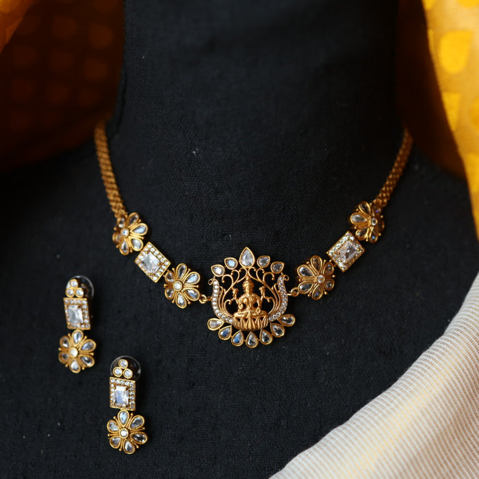 Antique white stone choker necklace and earrings CCB16789