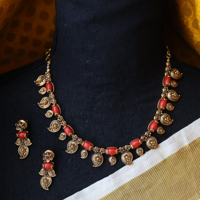 Antique red stone short necklace with earrings TTS43532
