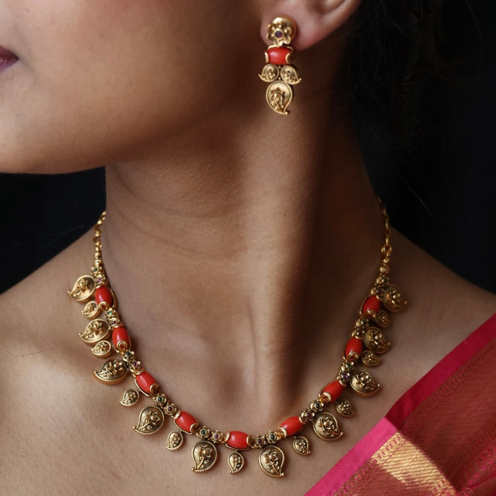 Antique red stone short necklace with earrings TTS43532