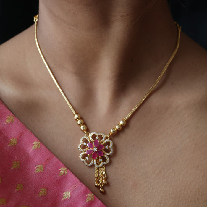 Heritage gold plated short necklace H0234