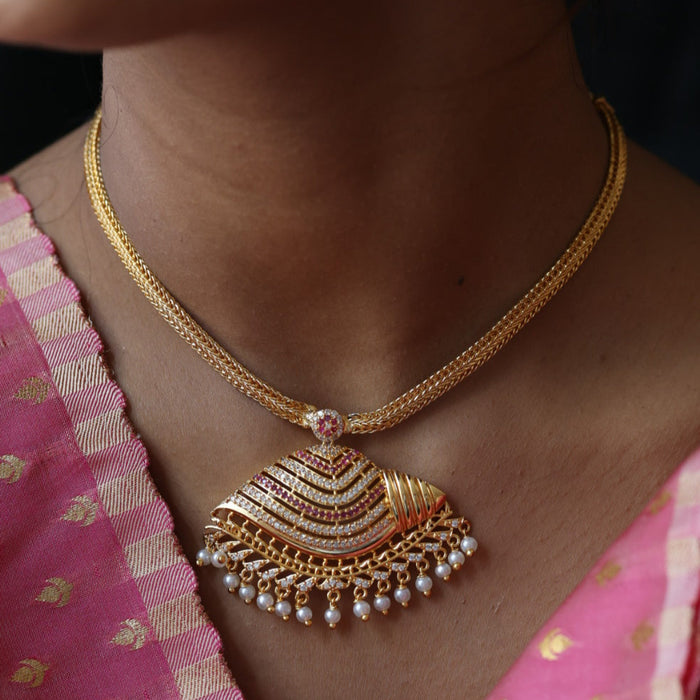 Heritage gold plated short necklace H0245