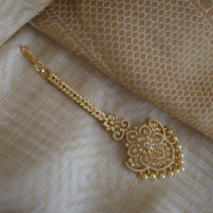 Heritage gold plated white stone tikka TH4891