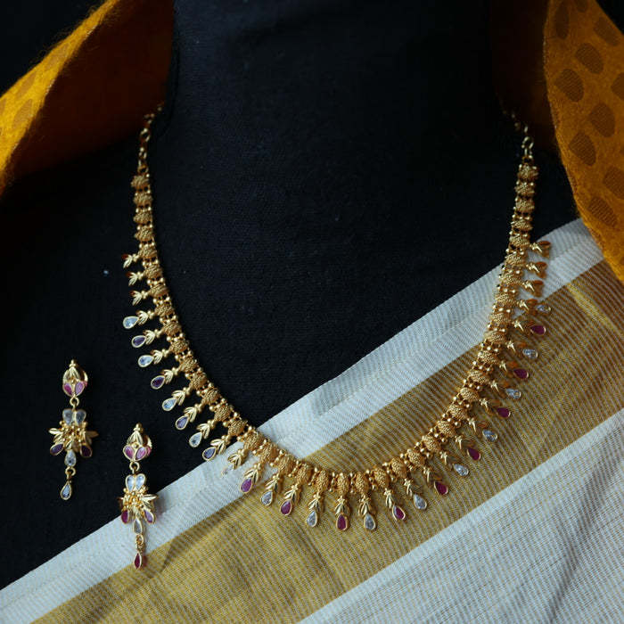 Heritage gold plated short necklace with earrings H584