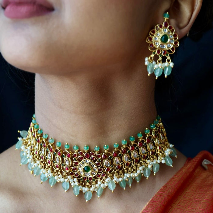 Antique green pearl choker necklace and earrings CCB20978