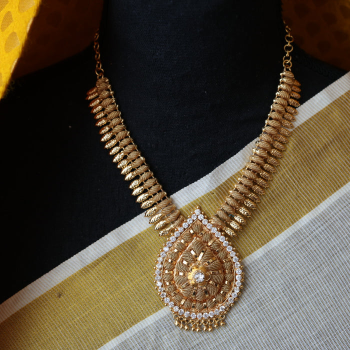 Heritage gold plated short necklace H442