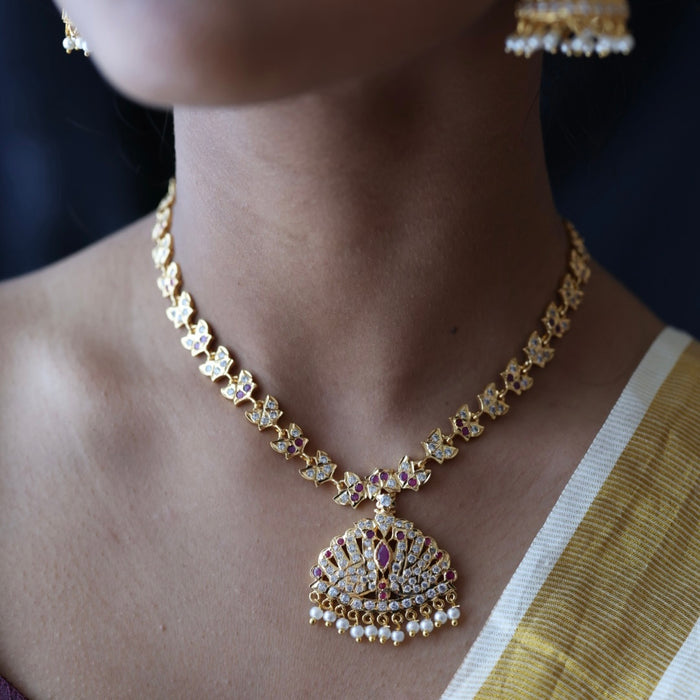 Heritage gold plated ruby white stone short necklace H8902