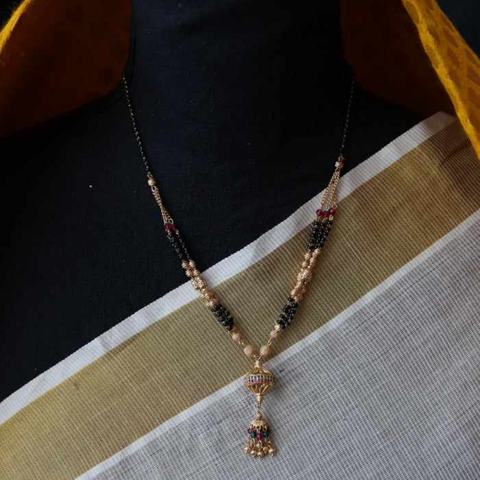 Heritage gold plated black bead short necklace H443