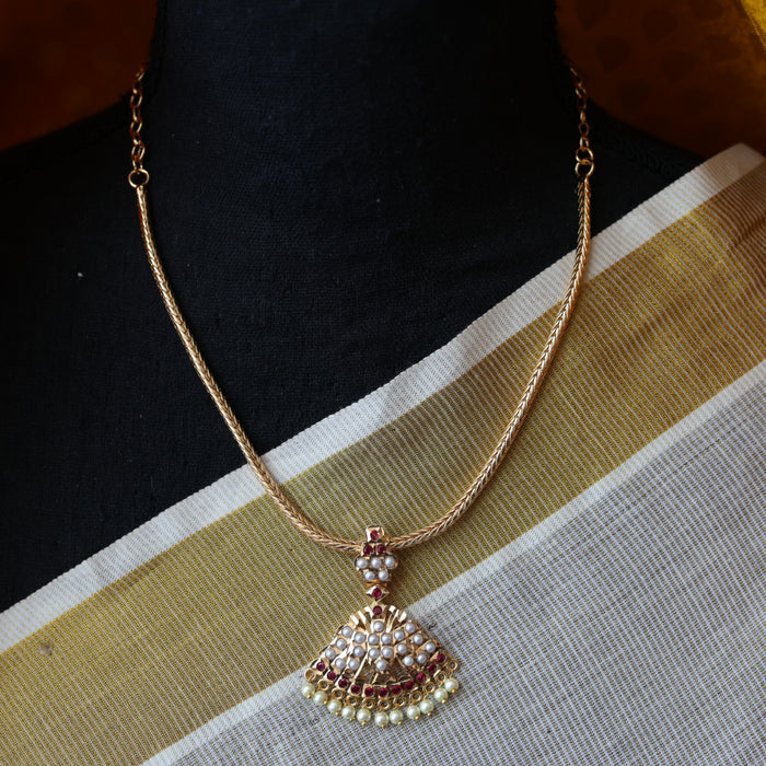 Heritage gold plated short necklace H440
