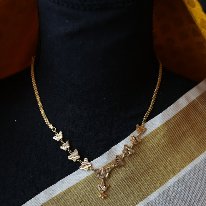 Heritage gold plated simple short necklace H4561