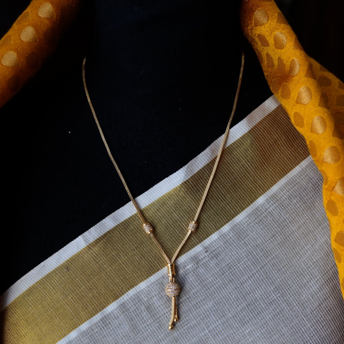 Heritage gold plated short necklace H331
