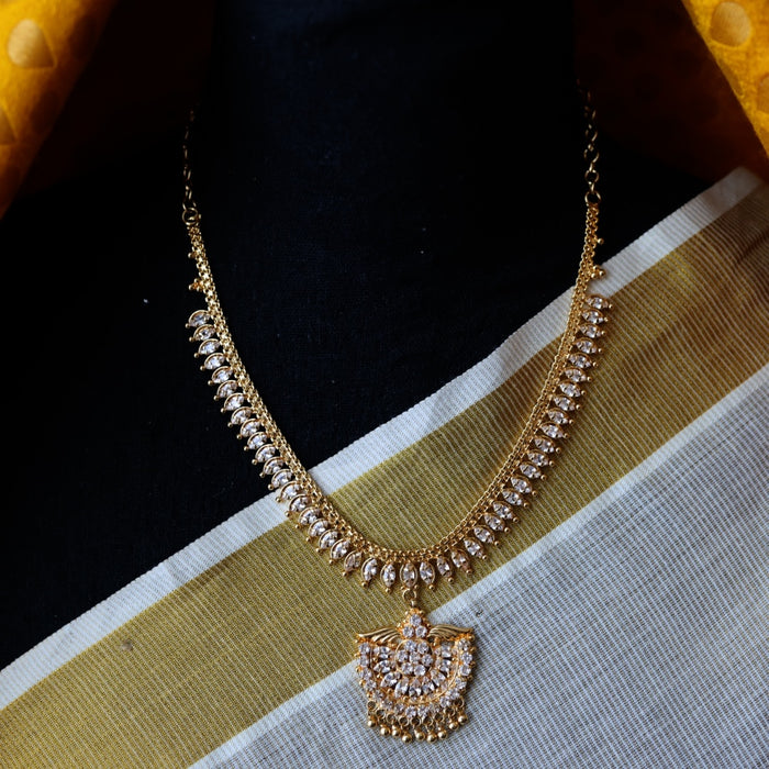 Heritage gold plated short necklace H335
