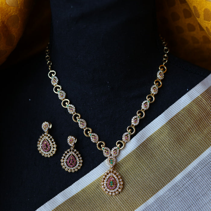 Heritage gold plated short necklace with earrings H253