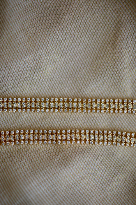 Heritage gold white stone traditional payal HAN12134