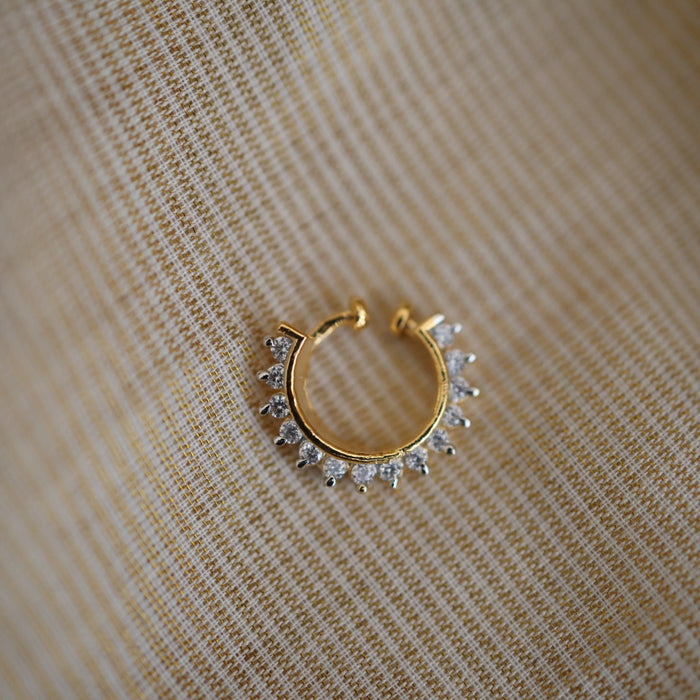 Heritage white stone gold plated nosering HN00122