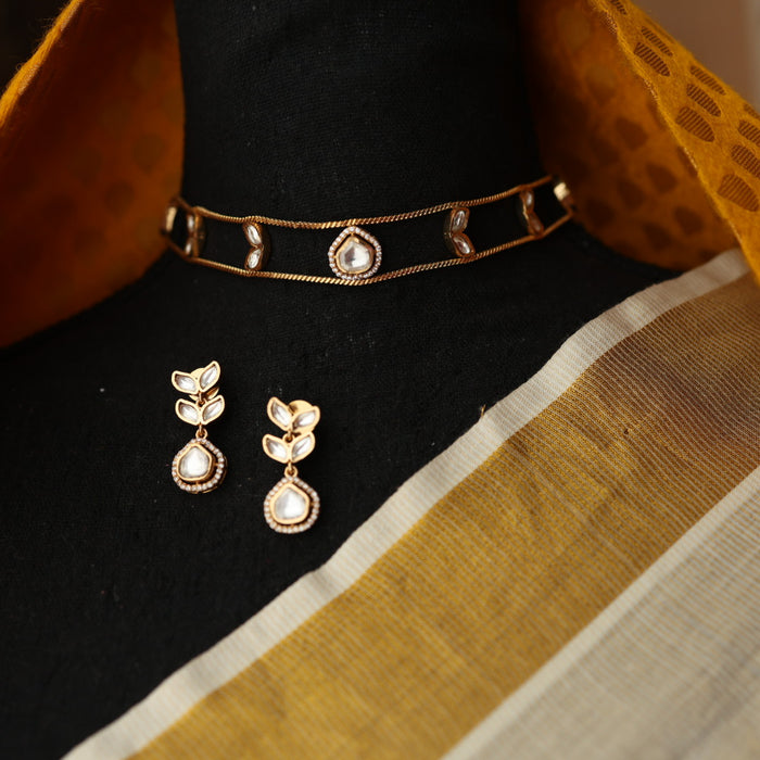Minimal kundan choker necklace with earrings MS1055