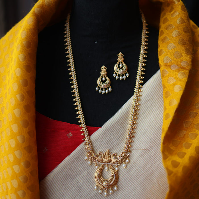 Heritage gold plated white stone long necklace with earrings HL5713