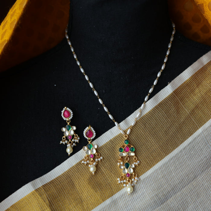 Invisible chain kundan stone short necklace with earrings IN106