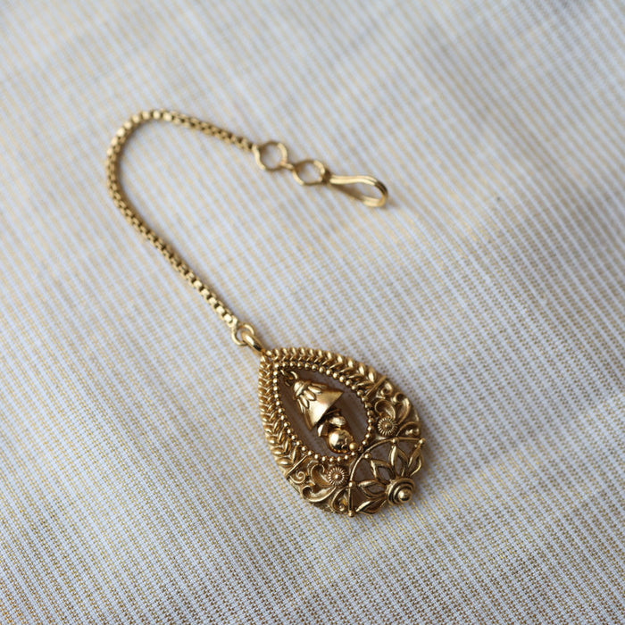 Antique gold design pearl tikka TA4777