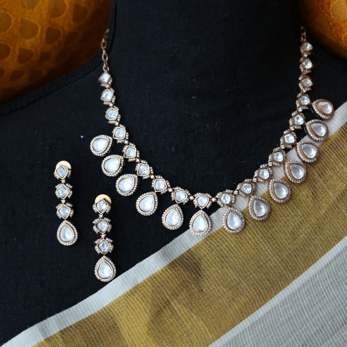 Trendy white stone short necklace with earrings TW111