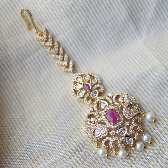 Heritage gold plated white and ruby stone tikka TH2899