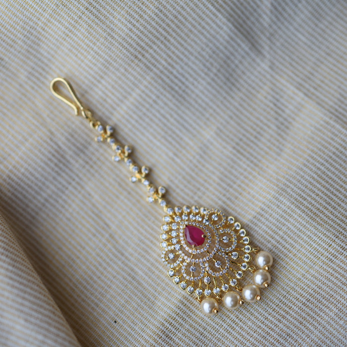 Heritage gold plated white and ruby stone tikka TH1112