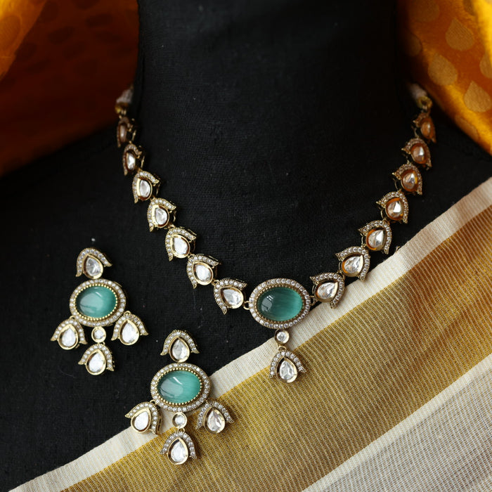 Trendy mint stone short necklace and earrings TM302