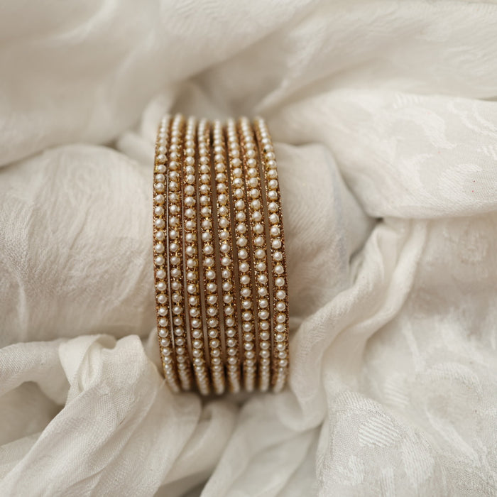 Antique bangle - open type- one size 5674