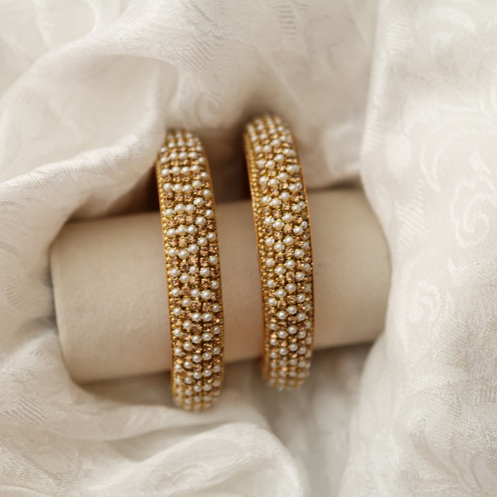 Antique bangle - open type- one size 5676