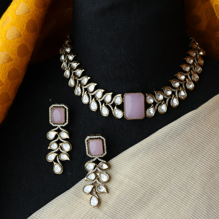 Trendy pink stone necklace and earrings TP4235
