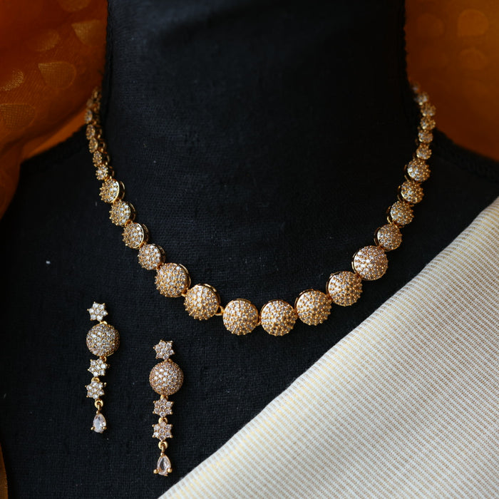 Heritage white stone short necklace with earrings H3992