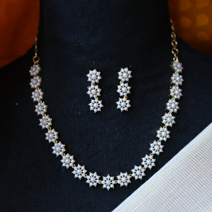 Heritage gold plated pearl necklace set with earrings H2043