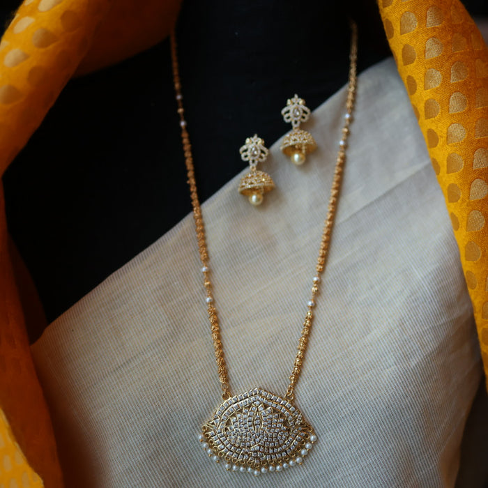 Heritage gold plated white padakam necklace with earrings HP165
