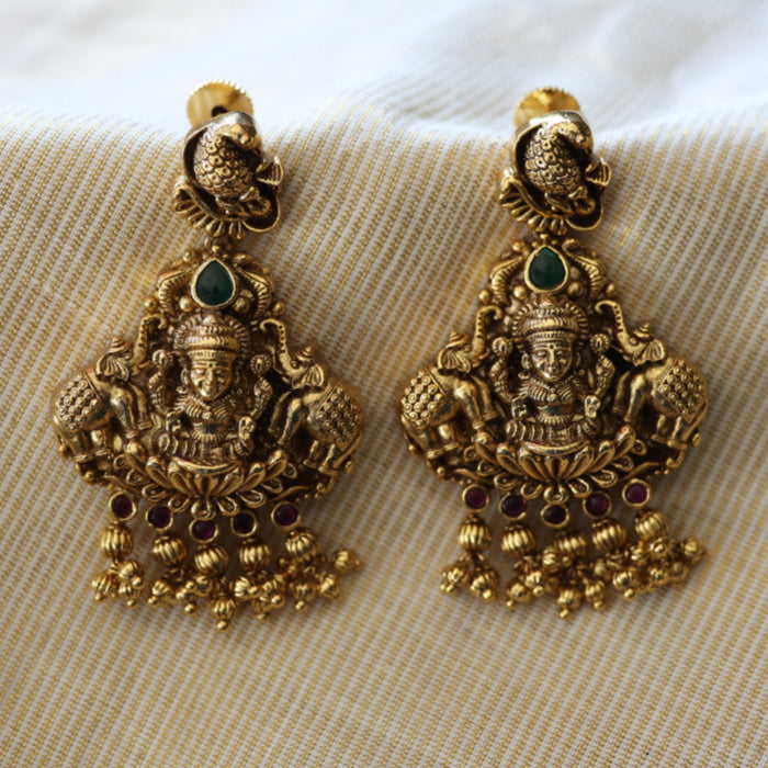 Antique temple design flat earrings AD420