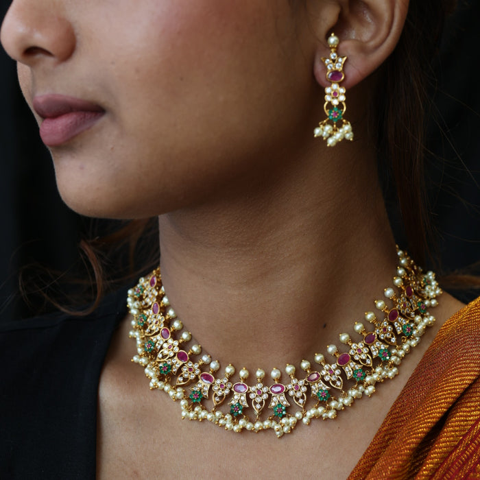 Antique short necklace with earrings SS12010