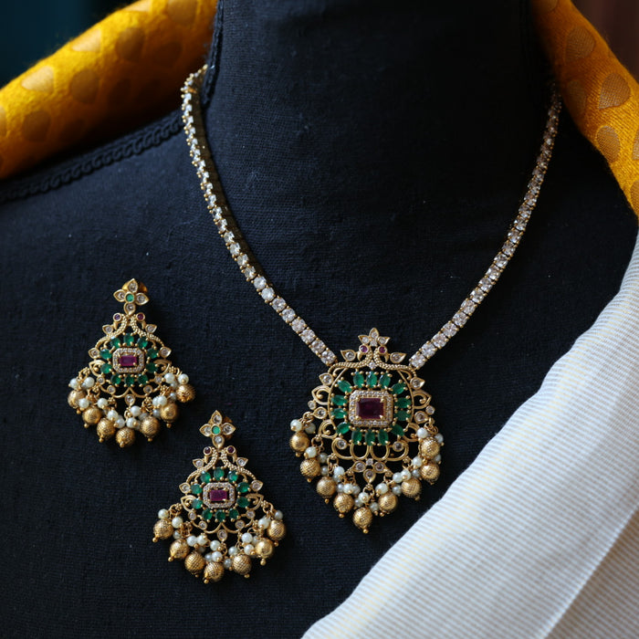 Antique green stone short necklace with earrings TTS3452