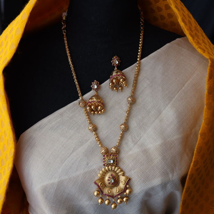 Antique gold pendant long necklace and earrings PEN765