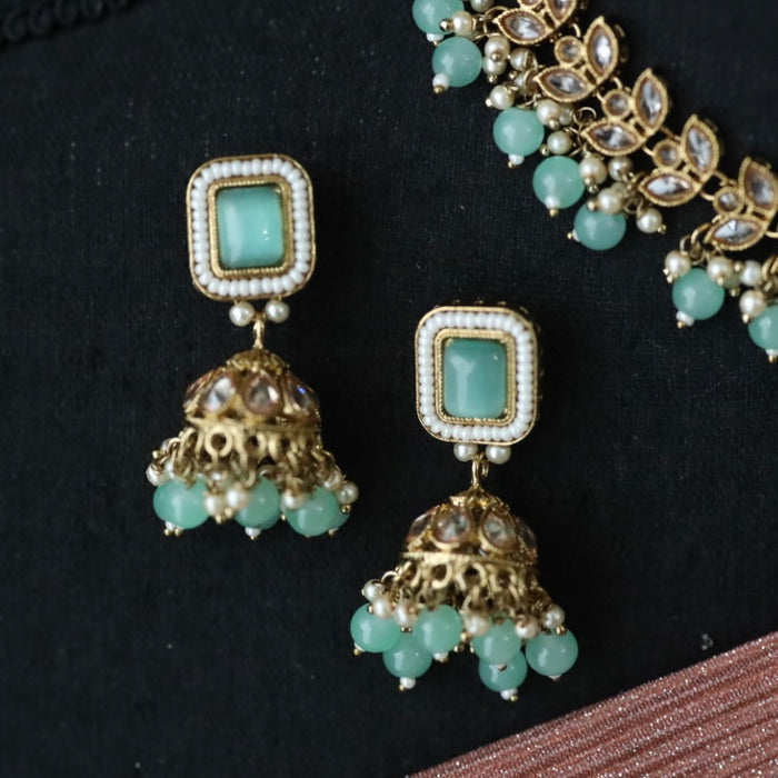 Trendy mint short necklace with earrings and tikka TM005
