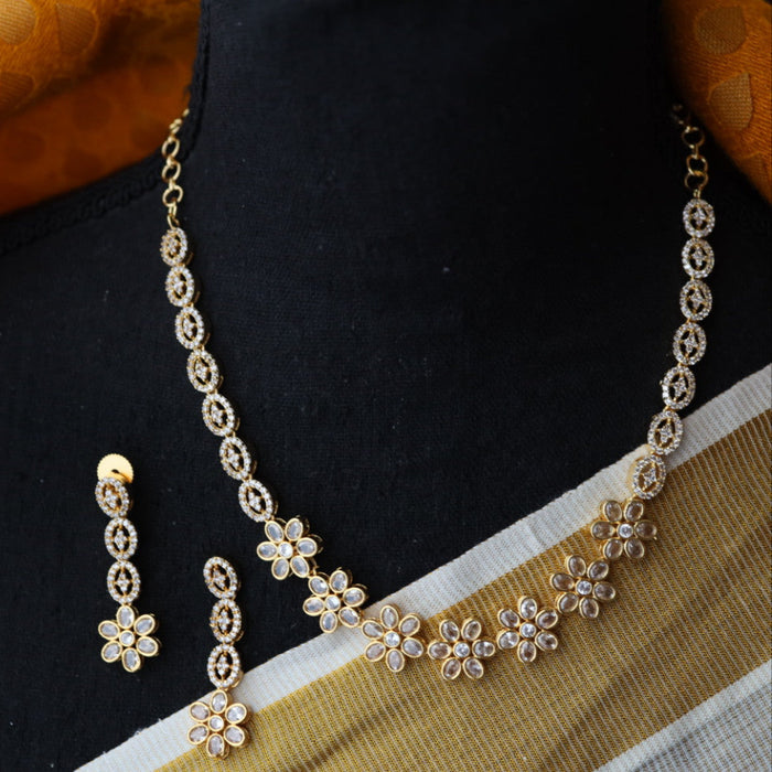 Heritage gold plated short necklace earrings TTH101256