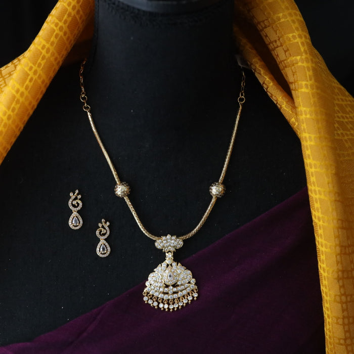 Heritage gold plated short chain with earrings H786