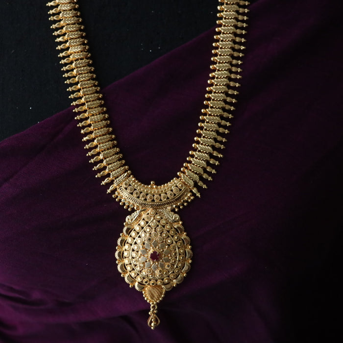 Clearance Heritage gold plated long necklace 16455