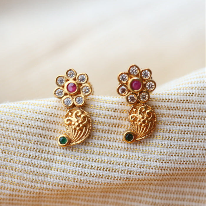 Heritage gold studd earrings AS005