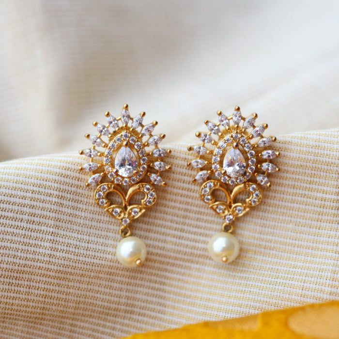 Heritage gold pearl drop earrings AD0001