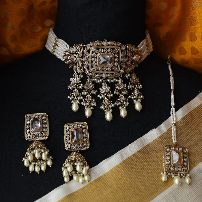 Trendy bead choker necklace with earrings and tikka TW0022