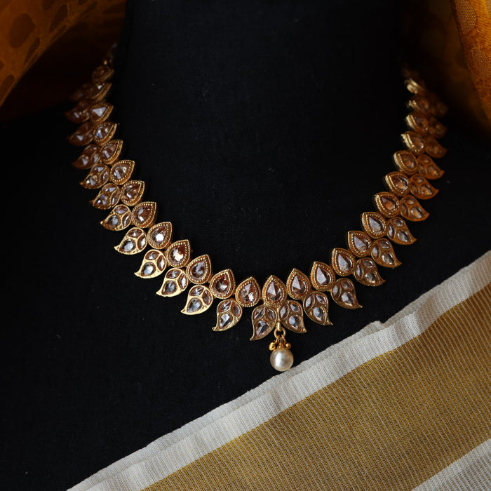 Trendy gold short necklace with earrings and tikka G0029