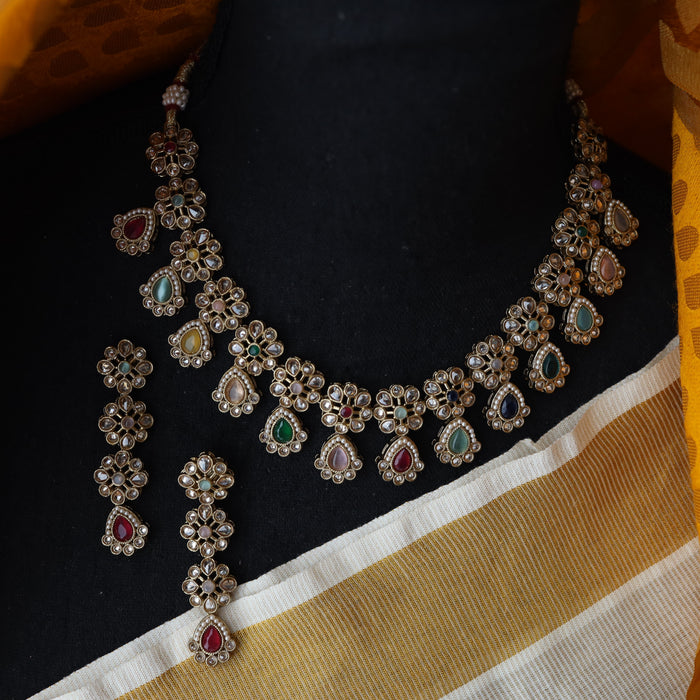 Trendy multi stone short necklace with earrings and tikka TM0019