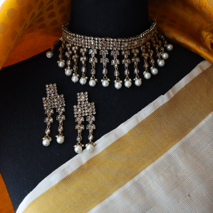 Trendy pearl choker necklace with earrings TW45