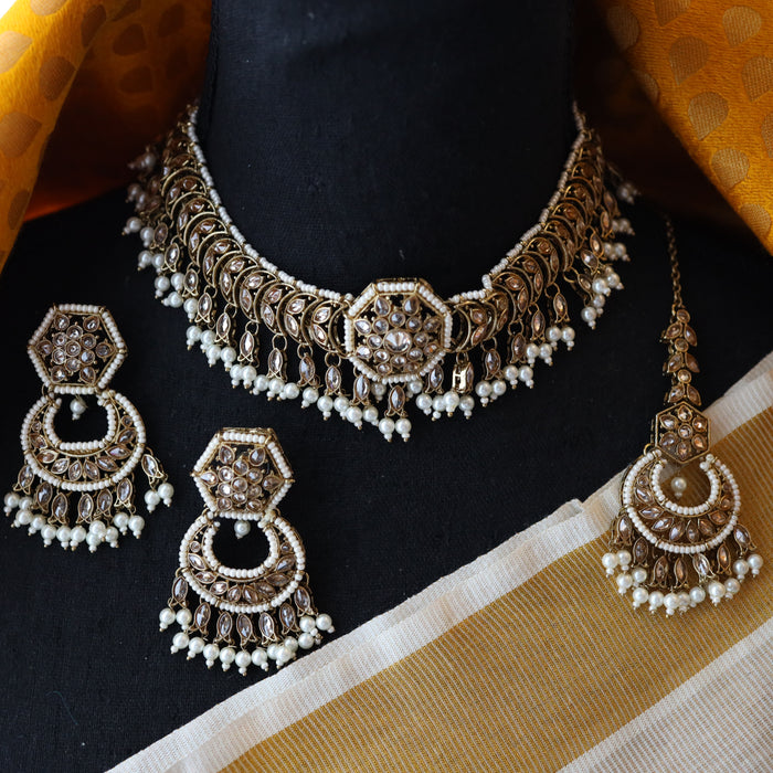 Trendy choker necklace and earrings TW45