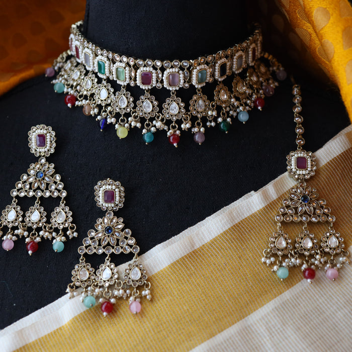 Trendy multi stone choker necklace with earrings and tikka TM45
