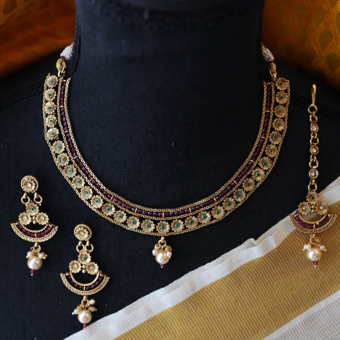 Trendy gold short necklace and earrings G204