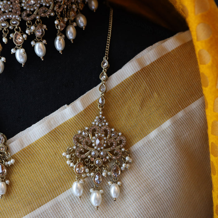 Trendy pearl choker necklace and earrings TW46